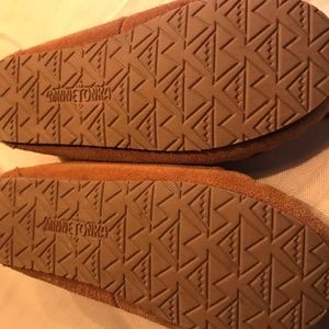 Minnetonka Moccasin- Like New